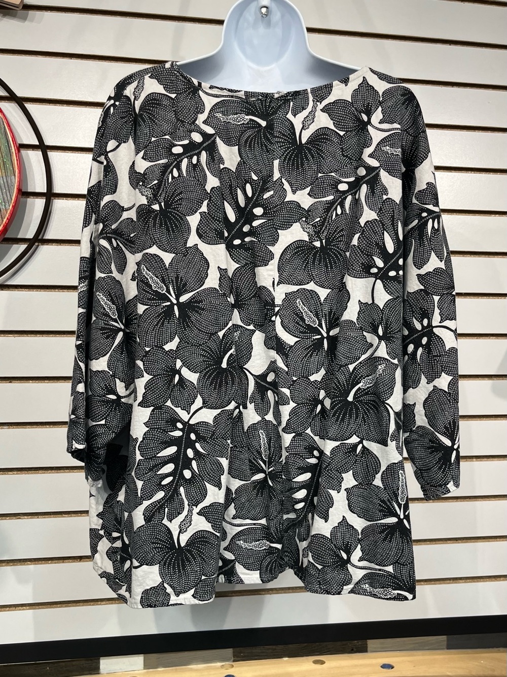 Cynthia Rowley linen blend top size 2X - Picture 5 of 8